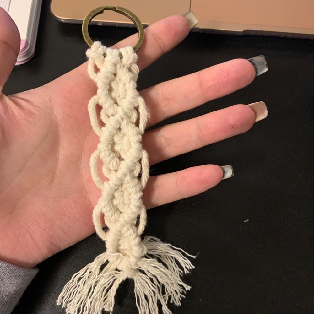 Macrame Keychain - Picture 2 of 2